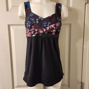 Lululemon workout tank